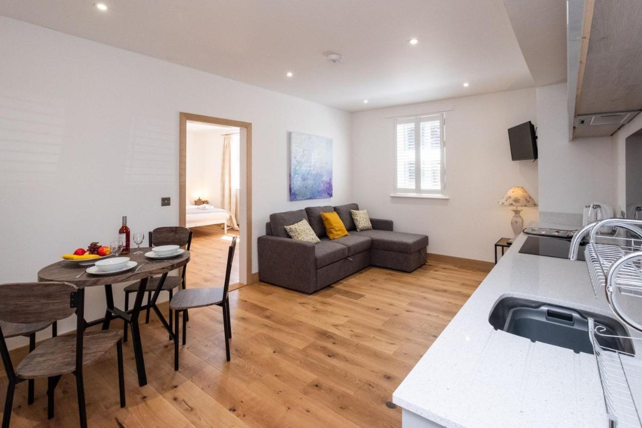 Three Tuns Apartments - Hazel - Aldeburgh Coastal Cottages Pettistree ภายนอก รูปภาพ