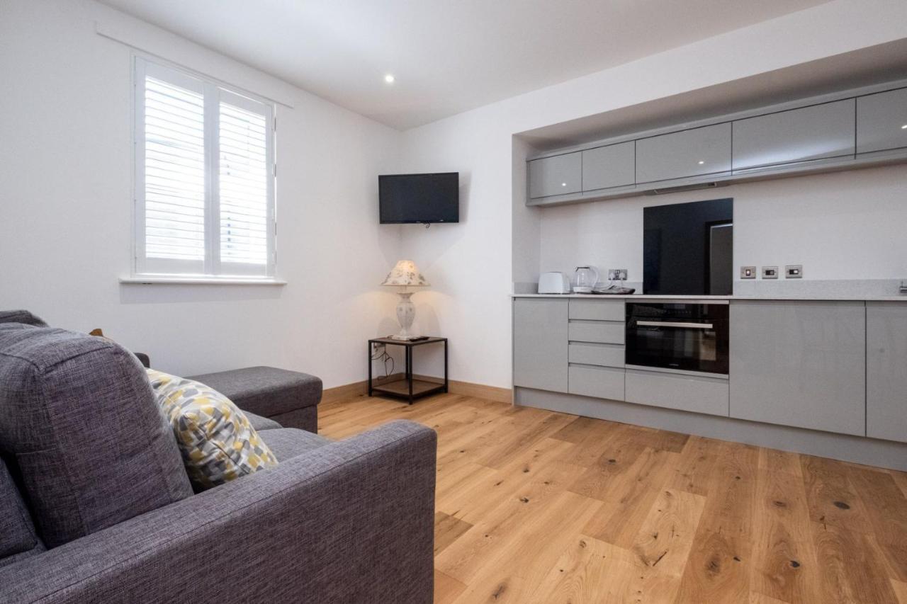 Three Tuns Apartments - Hazel - Aldeburgh Coastal Cottages Pettistree ภายนอก รูปภาพ