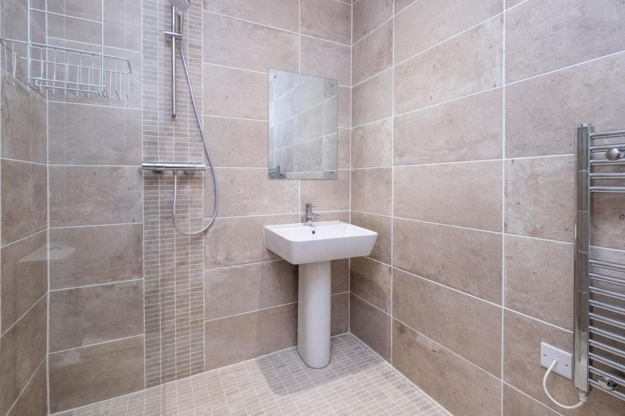 Three Tuns Apartments - Hazel - Aldeburgh Coastal Cottages Pettistree ภายนอก รูปภาพ