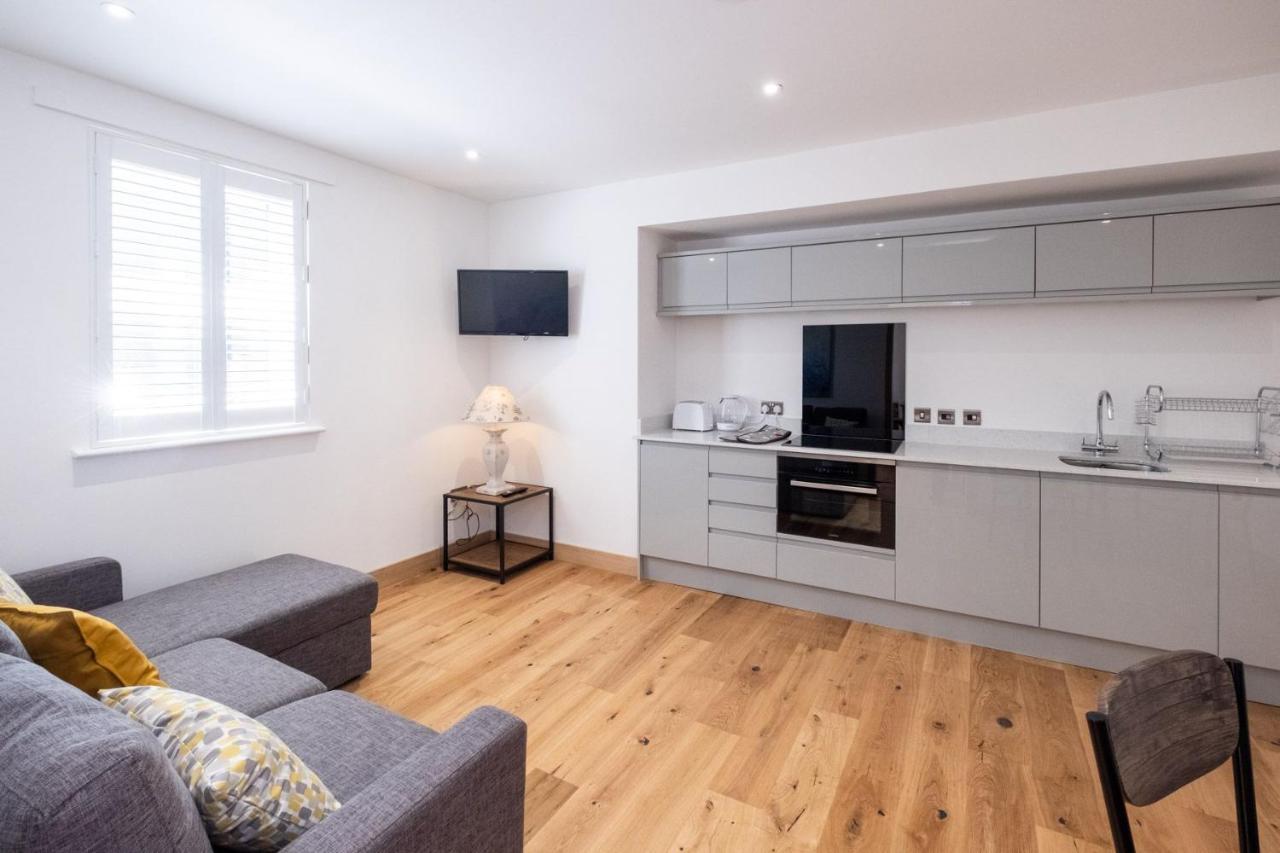 Three Tuns Apartments - Hazel - Aldeburgh Coastal Cottages Pettistree ภายนอก รูปภาพ