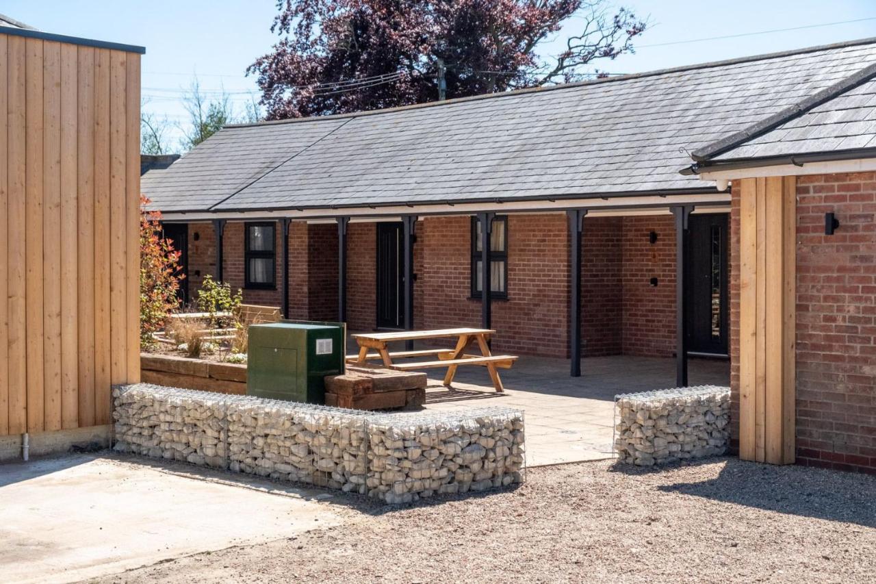 Three Tuns Apartments - Hazel - Aldeburgh Coastal Cottages Pettistree ภายนอก รูปภาพ